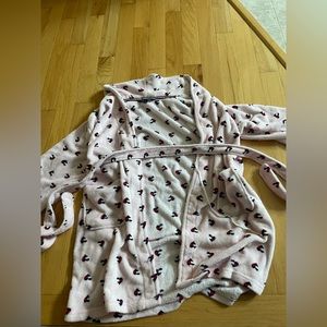 Tommy Hilfiger girls bathrobe